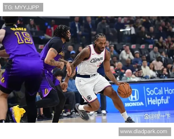 2013年湖人快船激战回顾:洛杉矶篮球对决的巅峰时刻与精彩瞬间 2013年湖人快船激战回顾:洛杉矶篮球对决的巅峰时刻与精彩瞬间