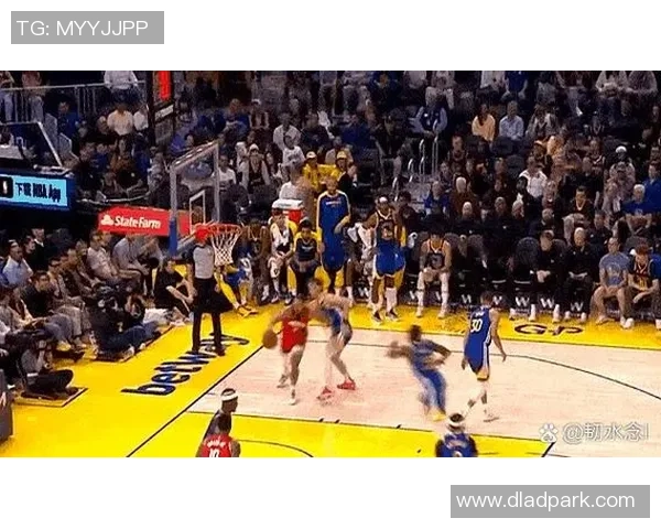 2015年1月18日勇士与火箭的激烈对决回顾与精彩瞬间分析