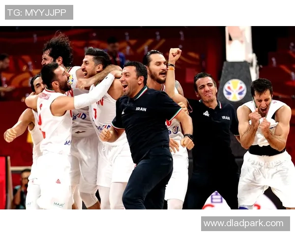 伊朗与立陶宛篮球赛精彩直播全程回顾与分析 伊朗与立陶宛篮球赛精彩直播全程回顾与分析